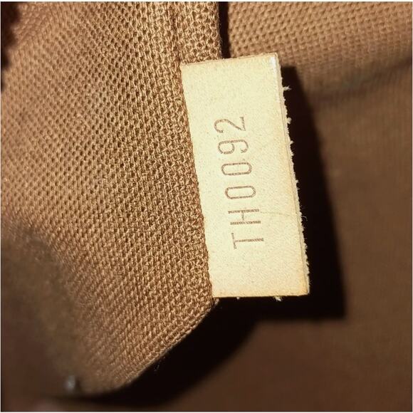 💎✨STUNNING✨💎AUTHENTIC Louis Vuitton Cabas Mezzo Shoulder Bag - Picture 9 of 9